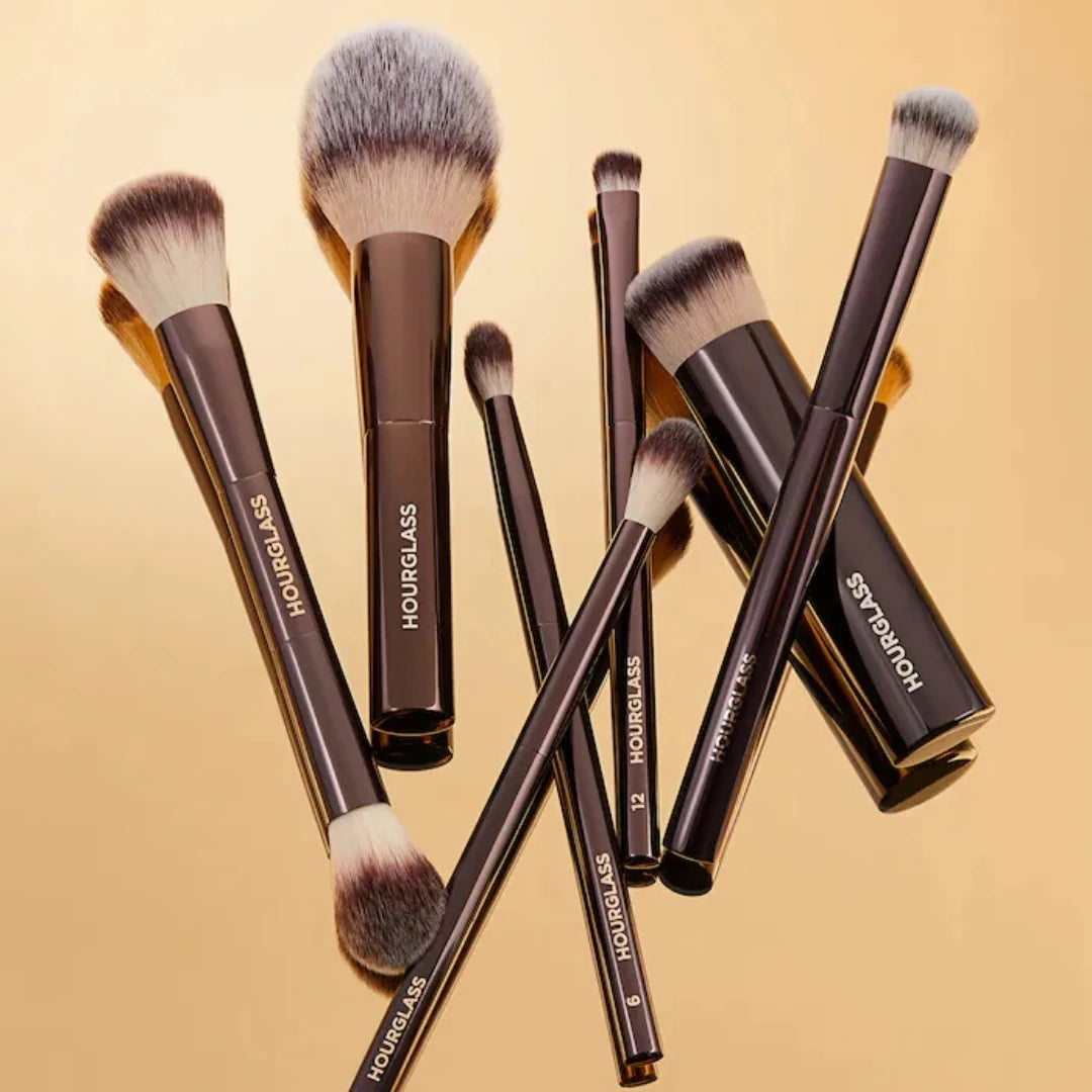 Hourglass Vegan Travel Brush Set – Vegan Seyahat Fırça Seti (7 Parça)