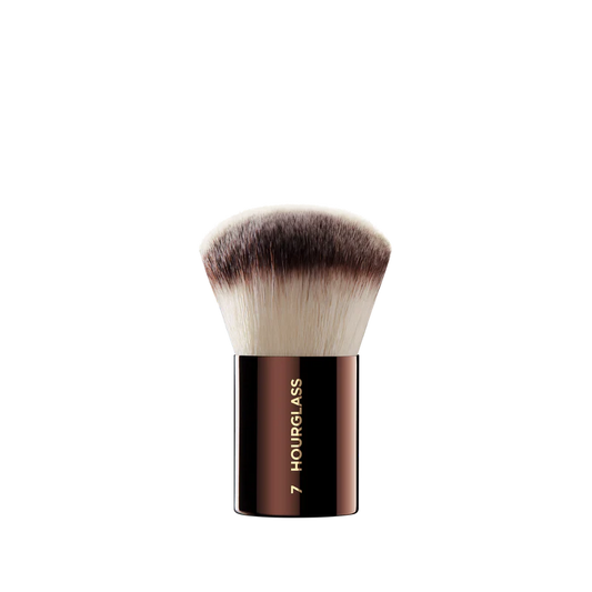 Hourglass Nº 7 Finishing Brush – Pudra ve Fondöten Bitirme Fırçası