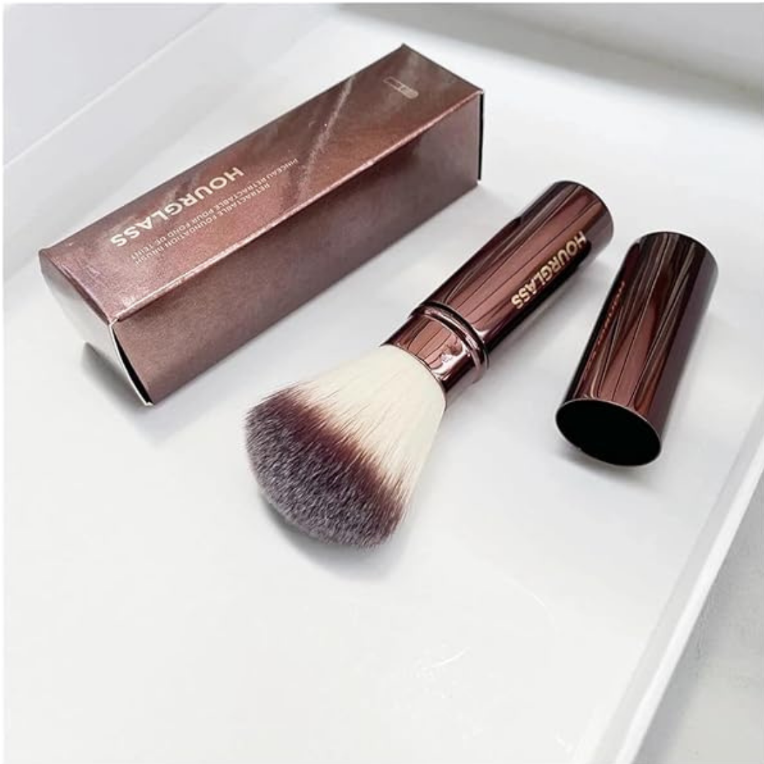 Hourglass Retractable Kabuki Brush – Taşınabilir Kabuki Makyaj Fırçası