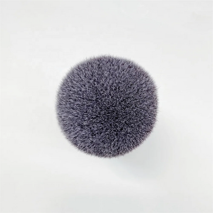 Hourglass Retractable Kabuki Brush – Taşınabilir Kabuki Makyaj Fırçası