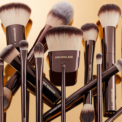 Hourglass Vegan Travel Brush Set – Vegan Seyahat Fırça Seti (7 Parça)
