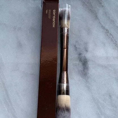 Hourglass  Veil™ Powder Brush – Veil™ Pudra Fırçası