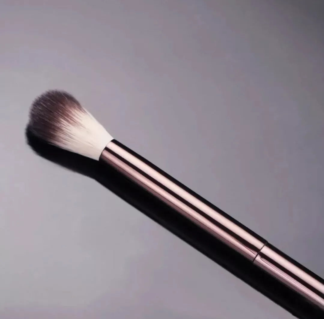 Hourglass Nº 14 Detail Setting Brush – Detay Ayar Fırçası
