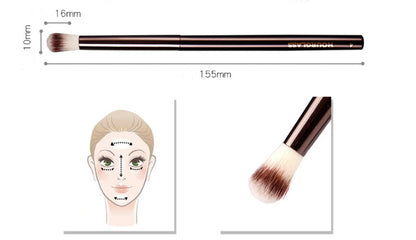 Hourglass Nº 4 Crease Brush – Karıştırma Fırçası